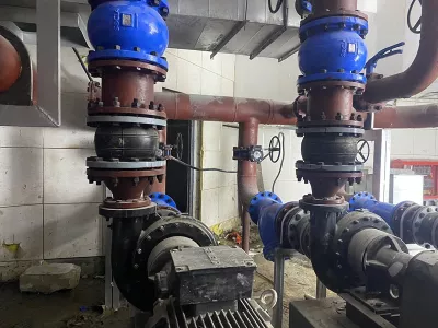 Type de bride de haute qualité Epdm/Nbr Pn10/16 Joint de dilatation en caoutchouc flexible à sphère unique bride de soufflet en caoutchouc d'expansion