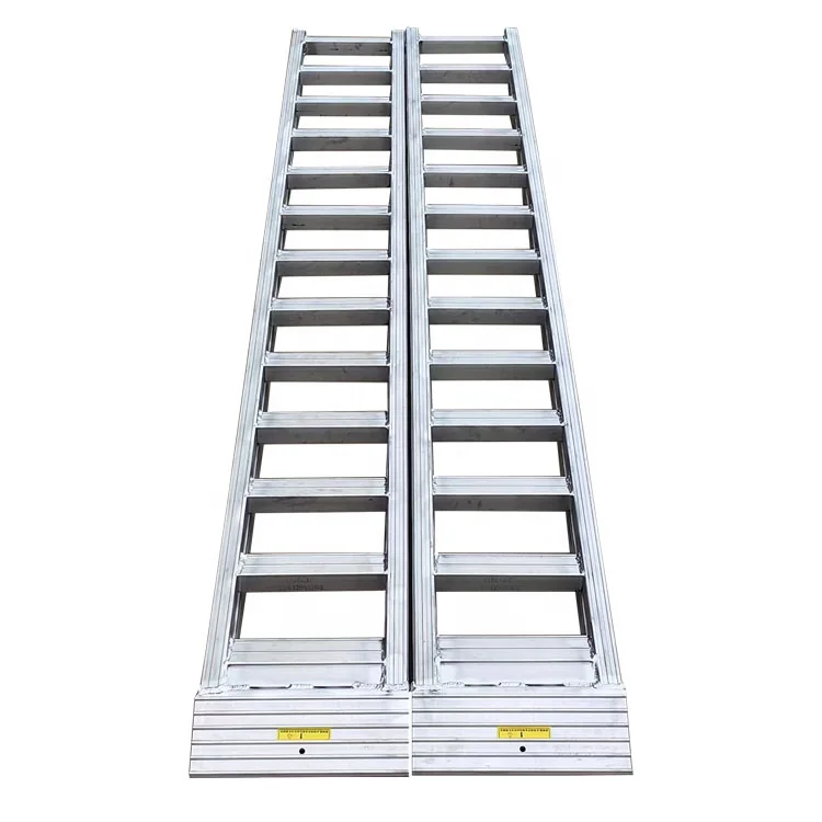 Manufacturer of Aluminum Ladder Use for KUBOTA Combine Harvesters Loading 5T
