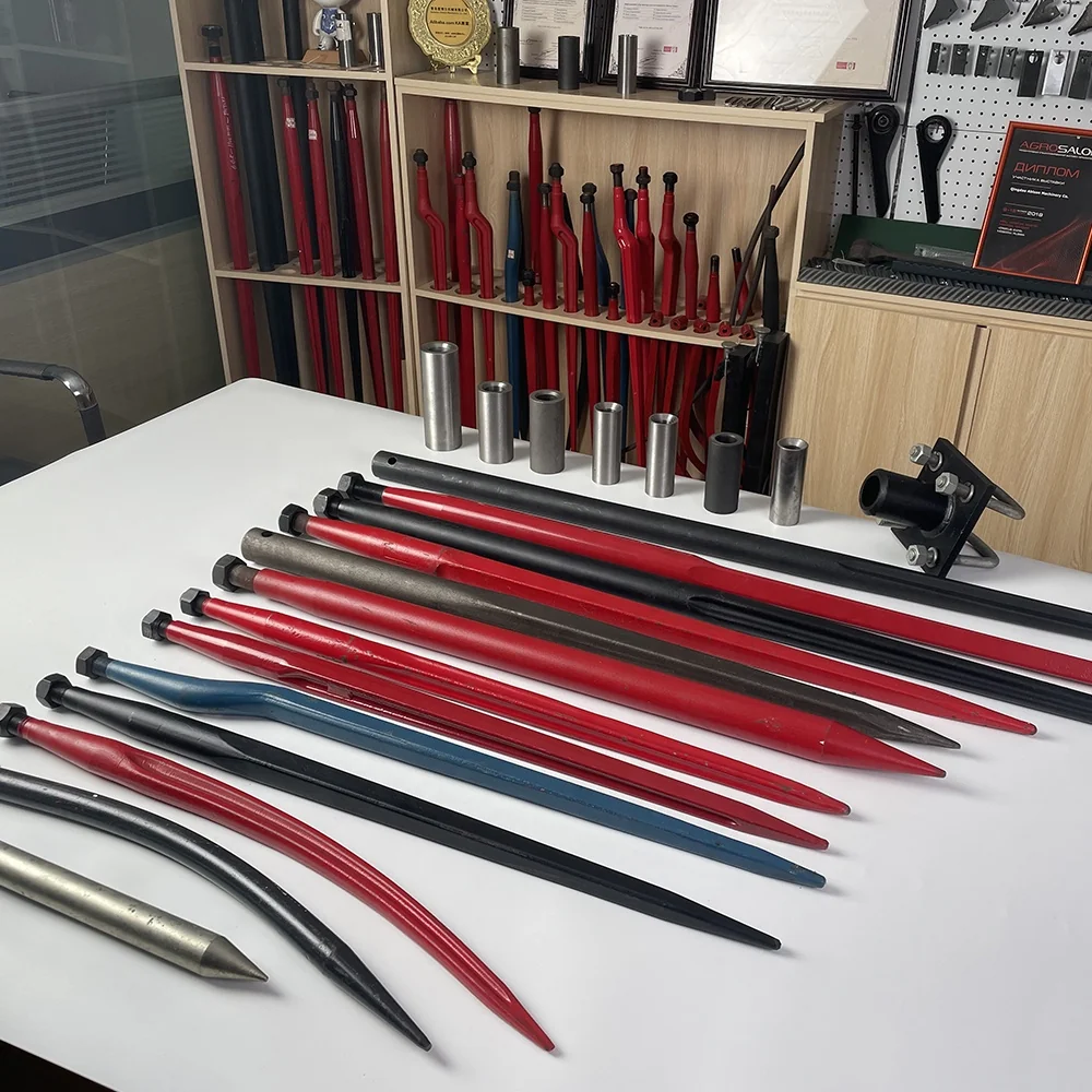 Customized Color High Productivity Hay Spear Red Coated Wide Quick Attach for Bale Handling Agricultural Equipment
