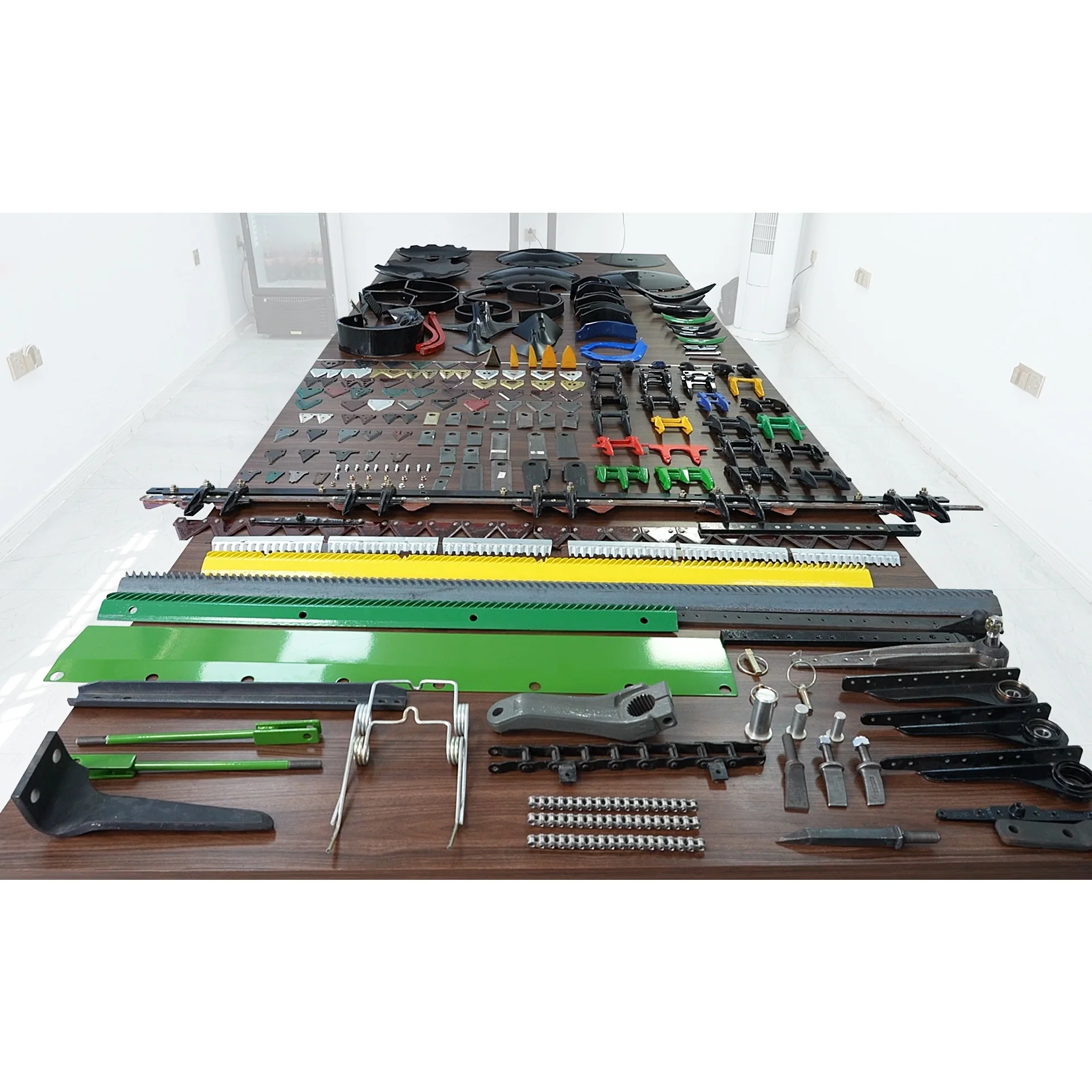 ABLSON Consultable Agriculture Machinery Accessories Summary Display With Harvester Parts Cultivator Parts Farm Tractor Parts
