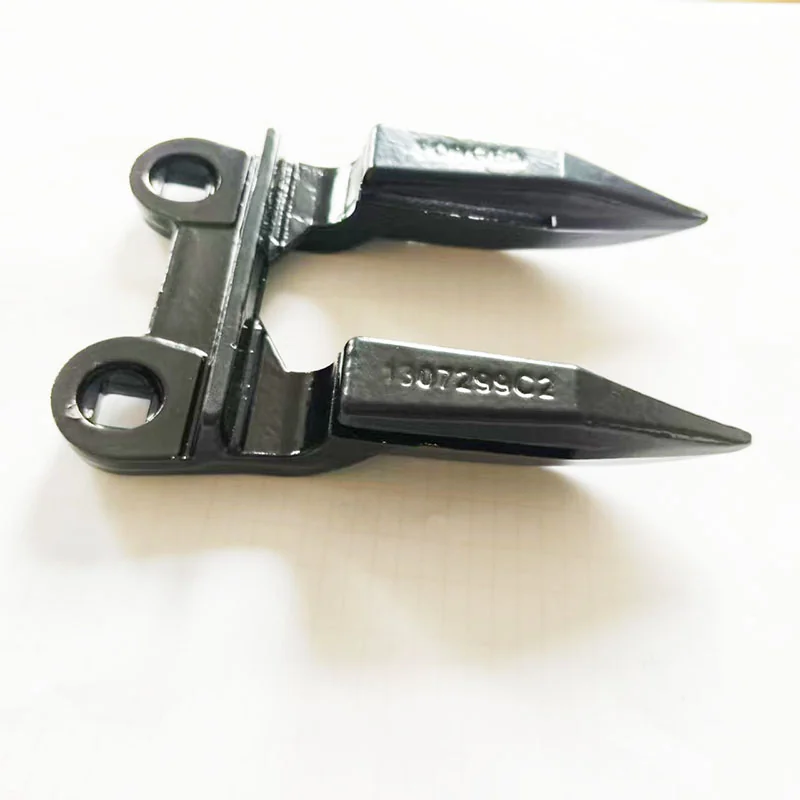 Spare Parts 1307299C2 Forged Two Prong for Combine Harvester Same Quality As Original