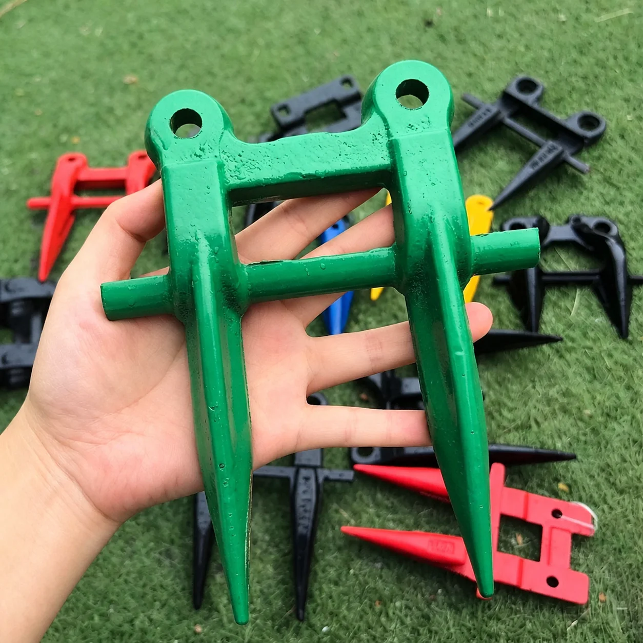 High Precision Forged Steel Harvester Knife Guard Fits Major Brands Aftermarket Replacement Harvester Blade Guard Spike
