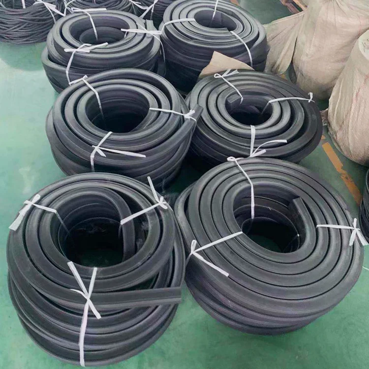 High Quality OEM Epdm Solid Rubber Strips Sponge Foam Extrusion Seal Strip